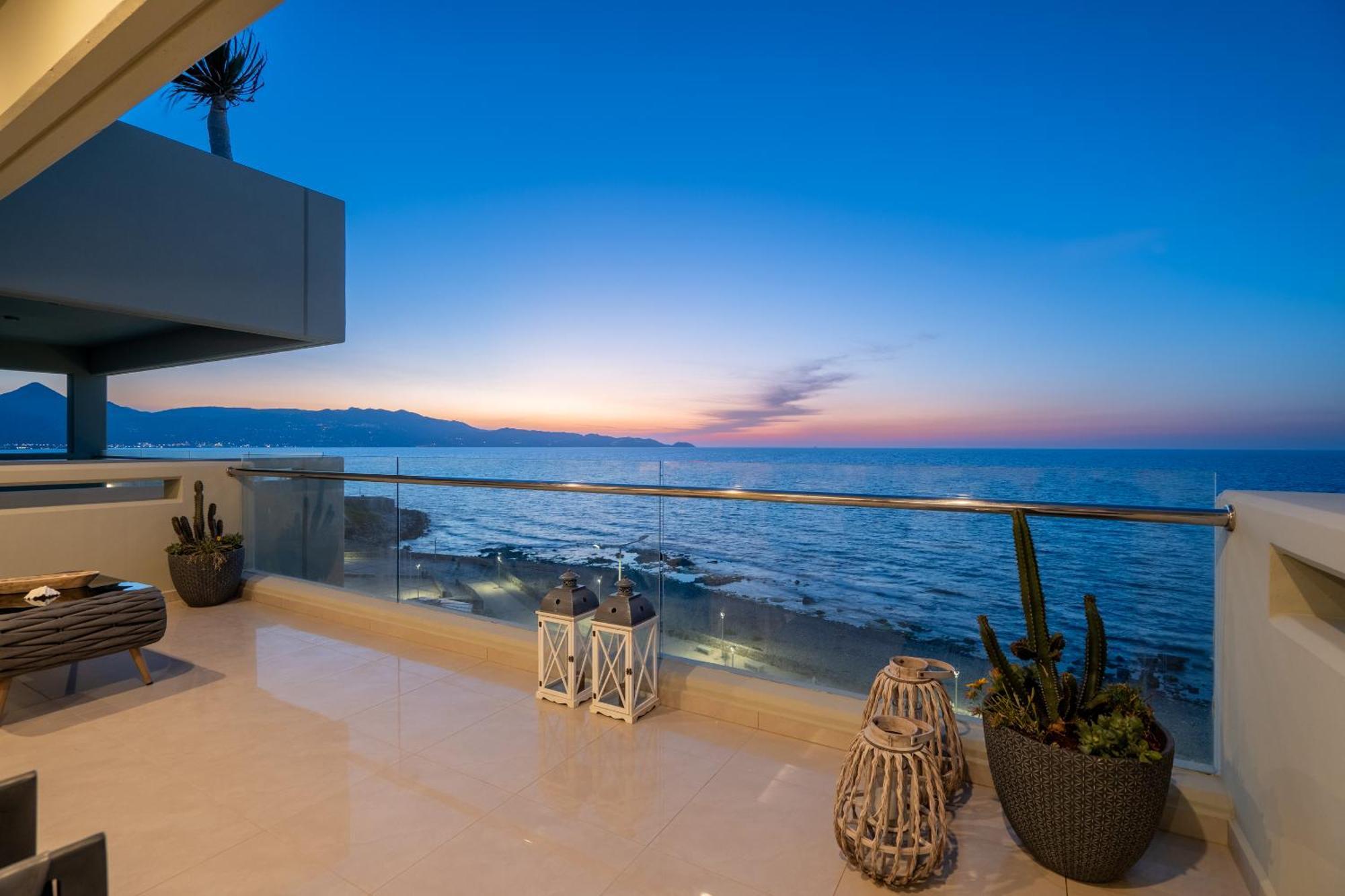 C.p. Luxury Iraklion